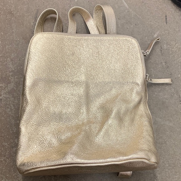 Genuine leather C La Canadienne Gold Women's Backpack - Picture 1 of 5